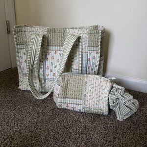 No Boundaries Quilted Tote & Pouch